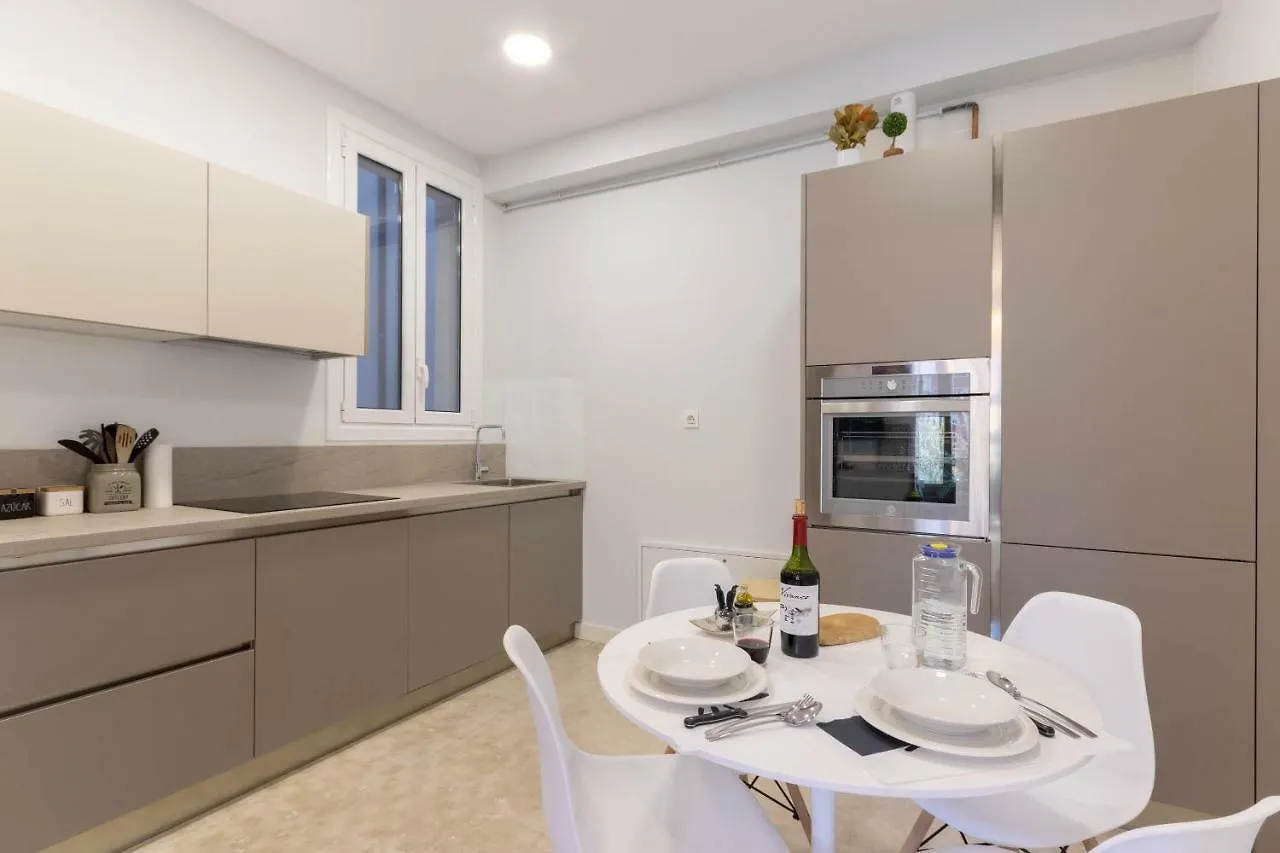 Acogedor, De Diseno Moderno En Zona Antigua Appartement Bilbao Spanje