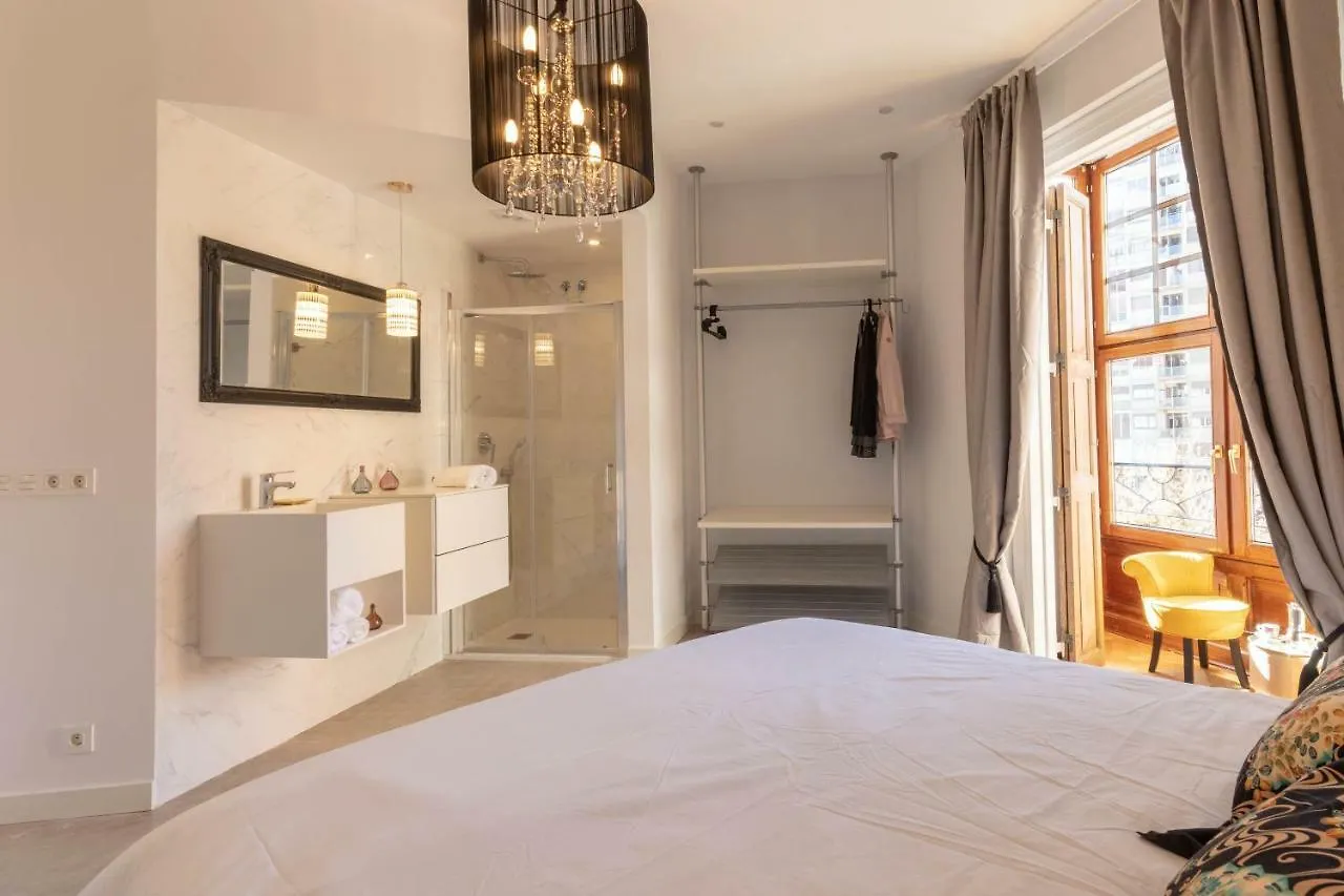Acogedor, De Diseno Moderno En Zona Antigua Appartement Bilbao